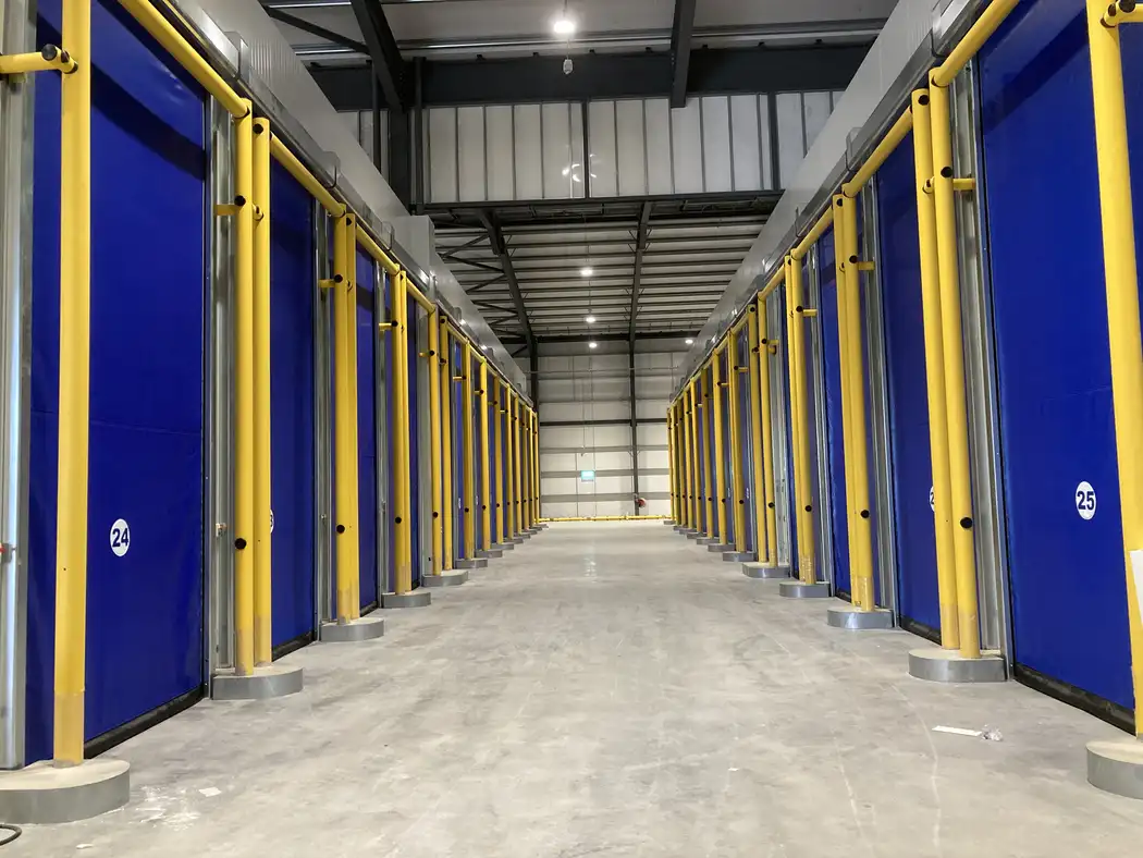 DynamicRoll — Warehouses & Distribution